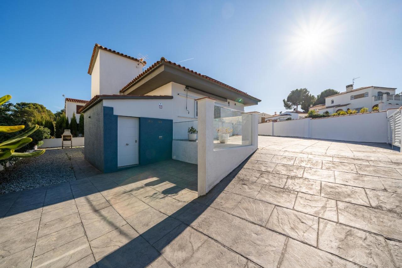 Villa Deborah L' Escala Exterior foto